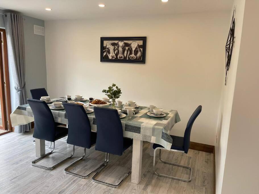 Wonderful Coastal Home In Dingle Town Luaran gambar