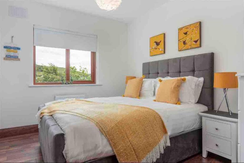 Wonderful Coastal Home In Dingle Town Luaran gambar